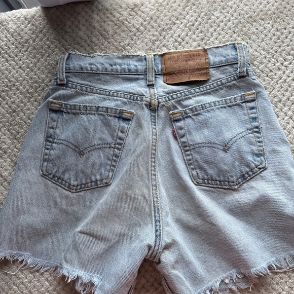 VINTAGE 532 Levi's Blue Jean Shorts High-Waisted‎ Cut-Off Style - Picture 5 of 6